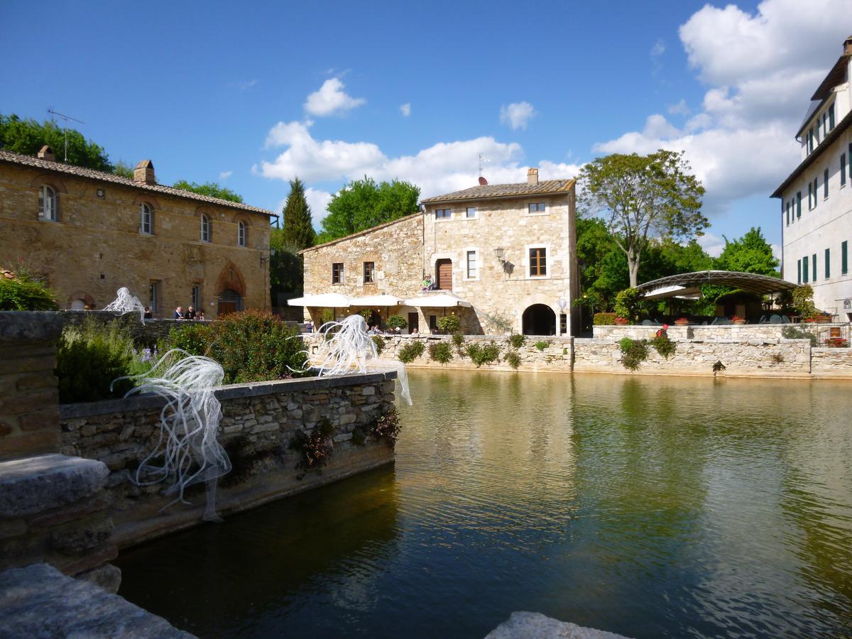 Bedandbiking Panzió Cortona Kültér fotó