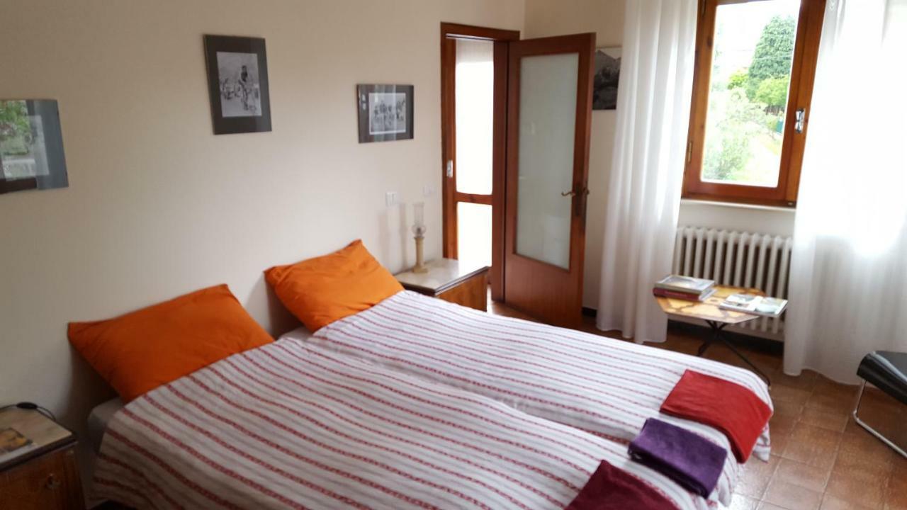 Bedandbiking Panzió Cortona Kültér fotó
